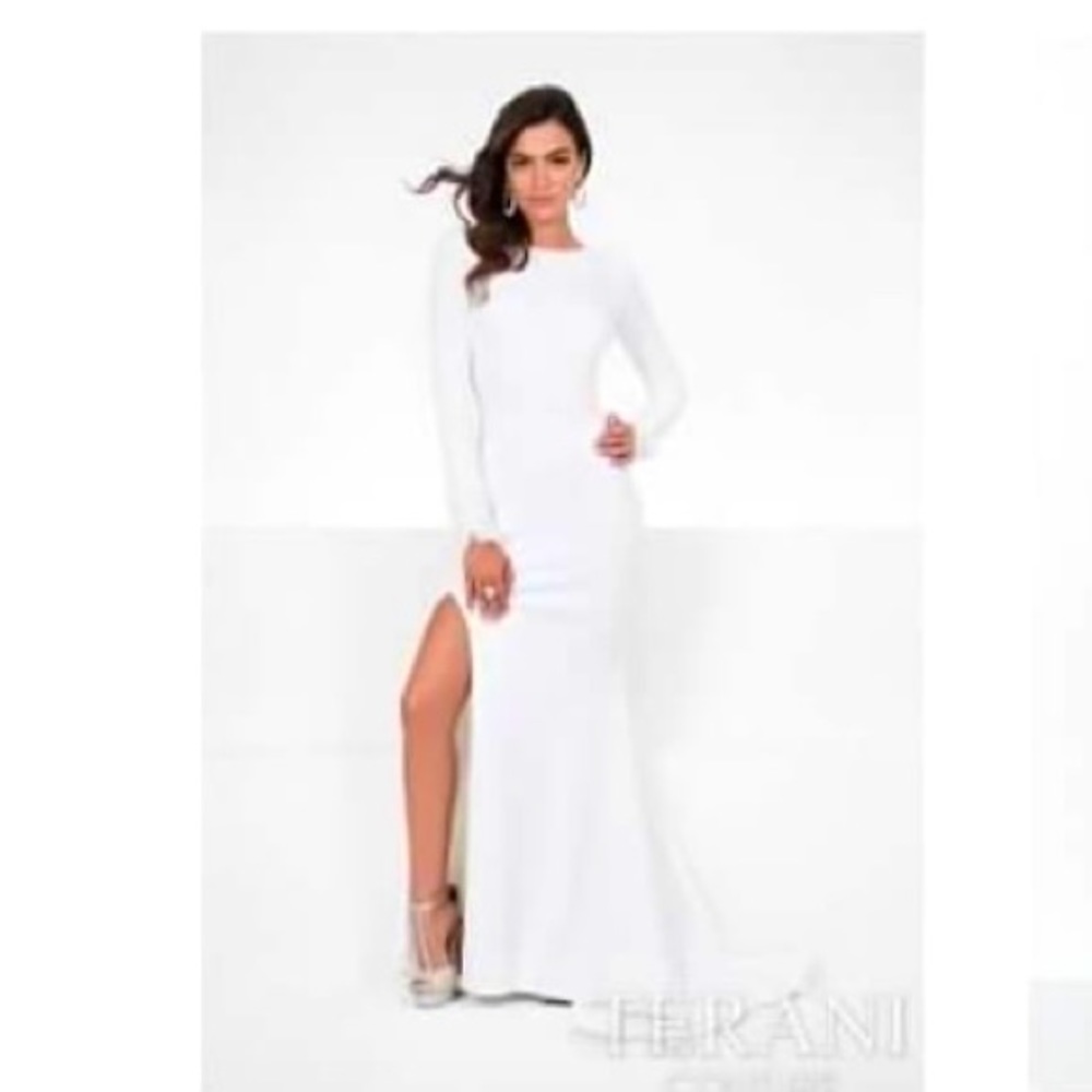 Long sleeve white dress with side slit